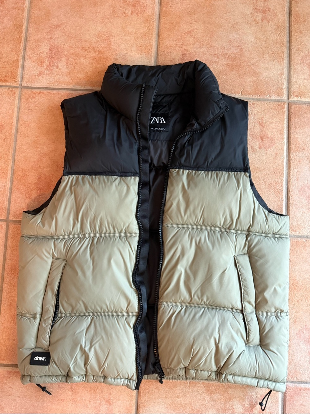 ZARA Two-Tone Puffer Vest in Olive Green and Black